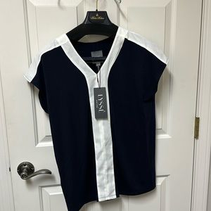 Brand: Lyssé New York blouse. Size: Medium